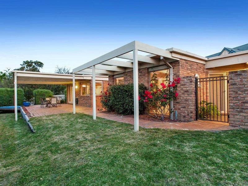 2 Luke Court, Frankston South VIC 3199