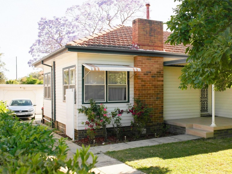 68 Moss Street, West Ryde NSW 2114