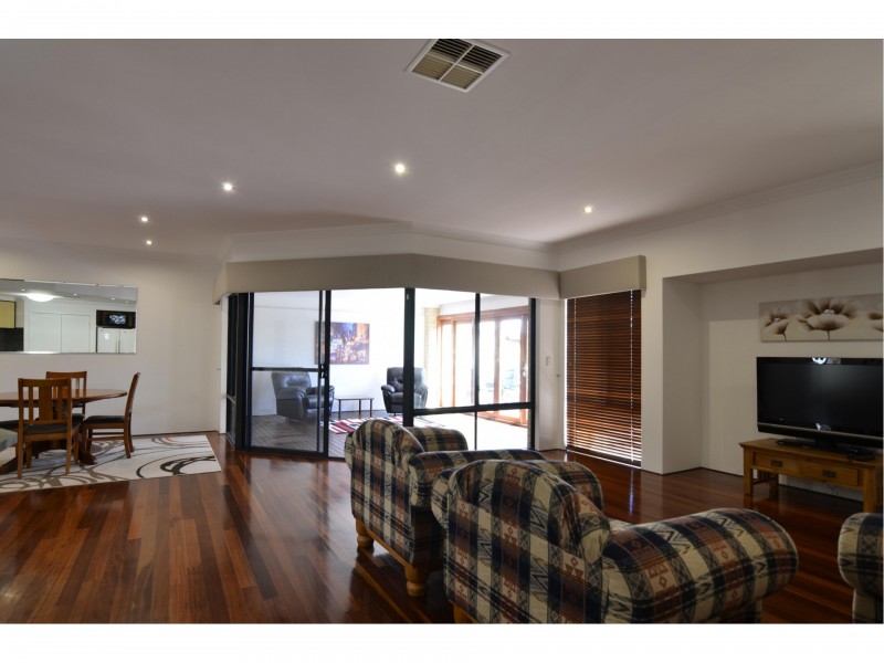 2 Delaporte Turn, Baldivis WA 6171