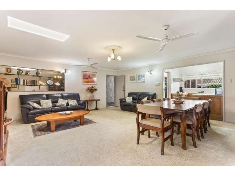 27 Michael Street, Golden Beach QLD 4551