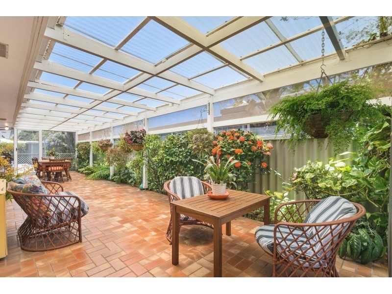 27 Michael Street, Golden Beach QLD 4551