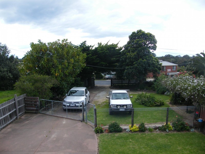 58 Hazel Road, Kalimna VIC 3909