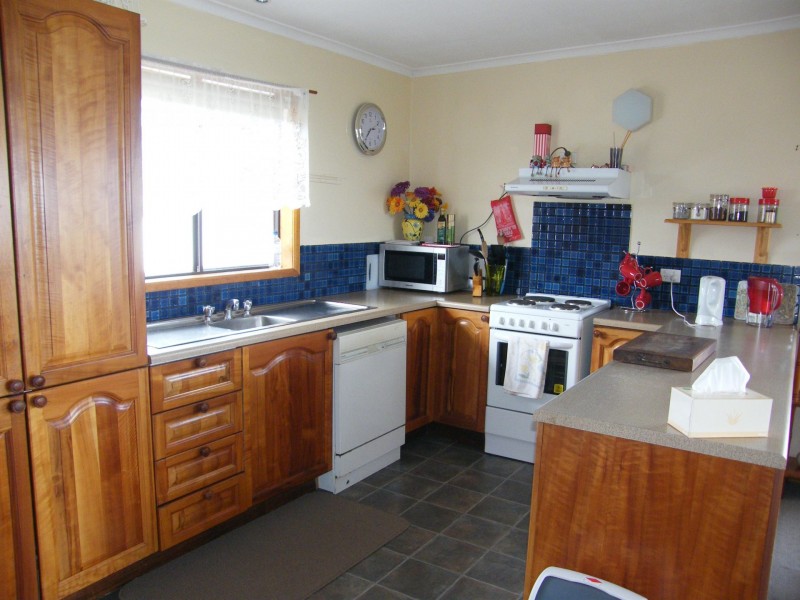 58 Hazel Road, Kalimna VIC 3909