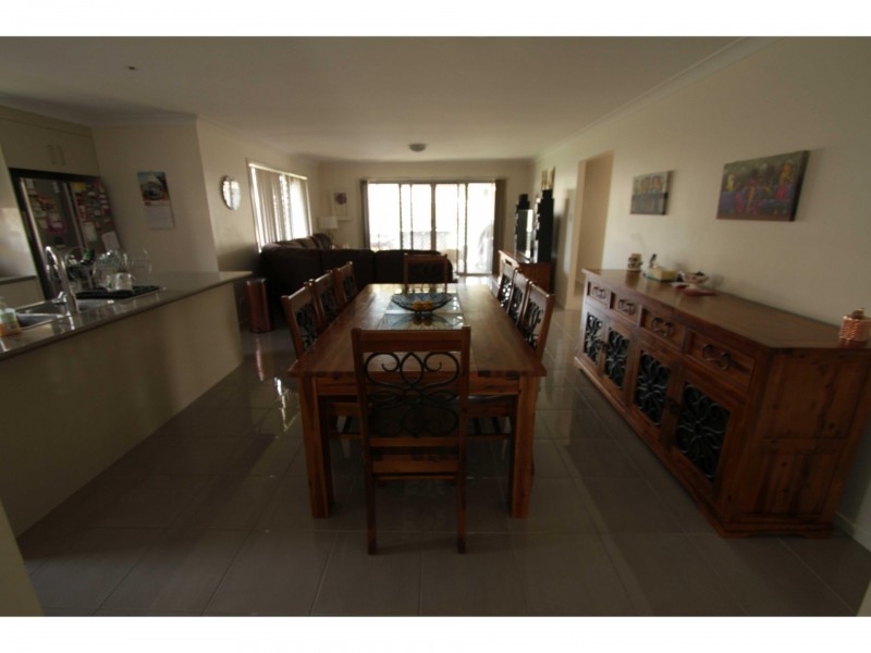 13 Jerrys Place, Thornlands QLD 4164