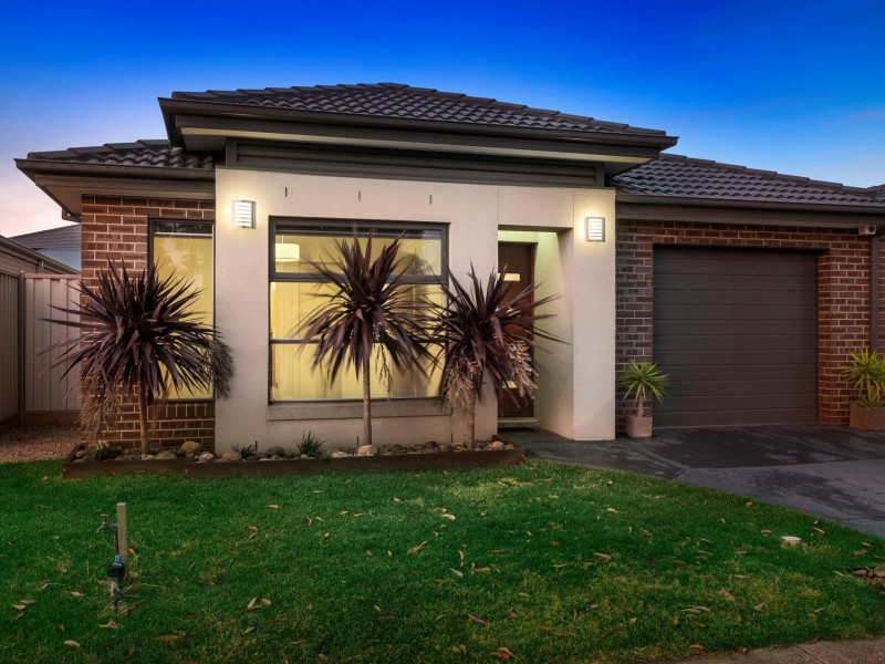 76 Parkvista Drive, Truganina VIC 3029