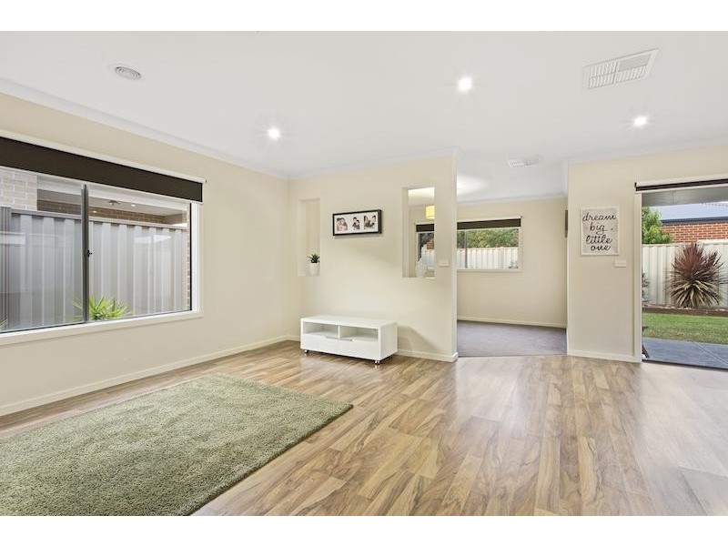 76 Parkvista Drive, Truganina VIC 3029