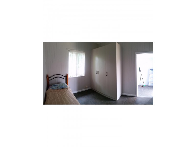 12 Peak Street, Harristown QLD 4350