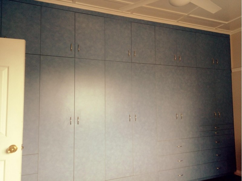 12 Peak Street, Harristown QLD 4350