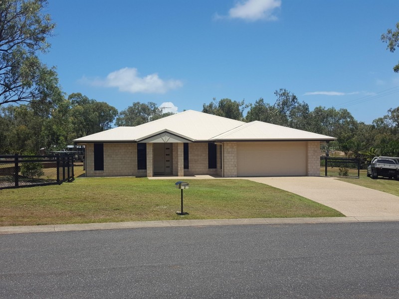 2 Lyndhurst Avenue, Emu Park QLD 4710