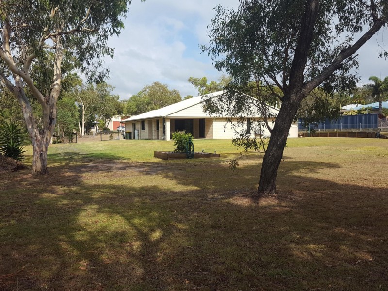 2 Lyndhurst Avenue, Emu Park QLD 4710