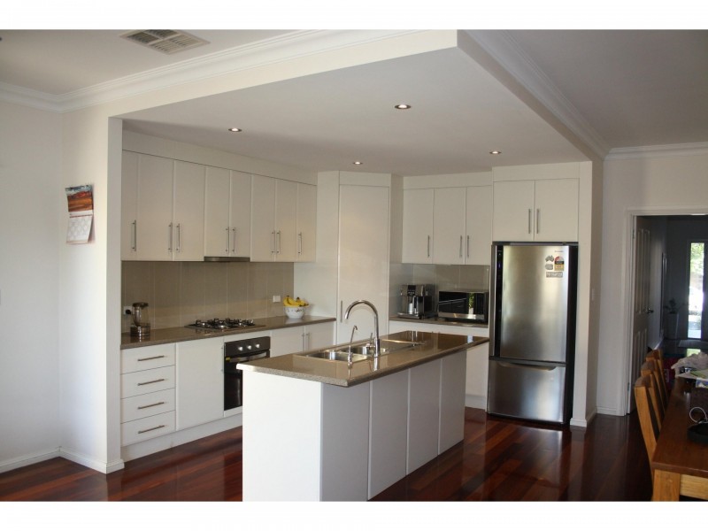 19 Coventry Street, Mawson Lakes SA 5095