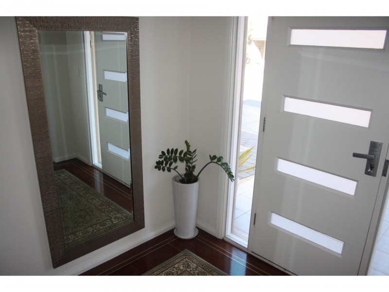 19 Coventry Street, Mawson Lakes SA 5095