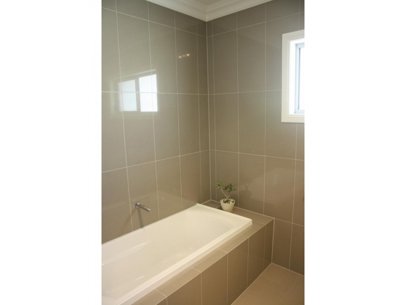 19 Coventry Street, Mawson Lakes SA 5095