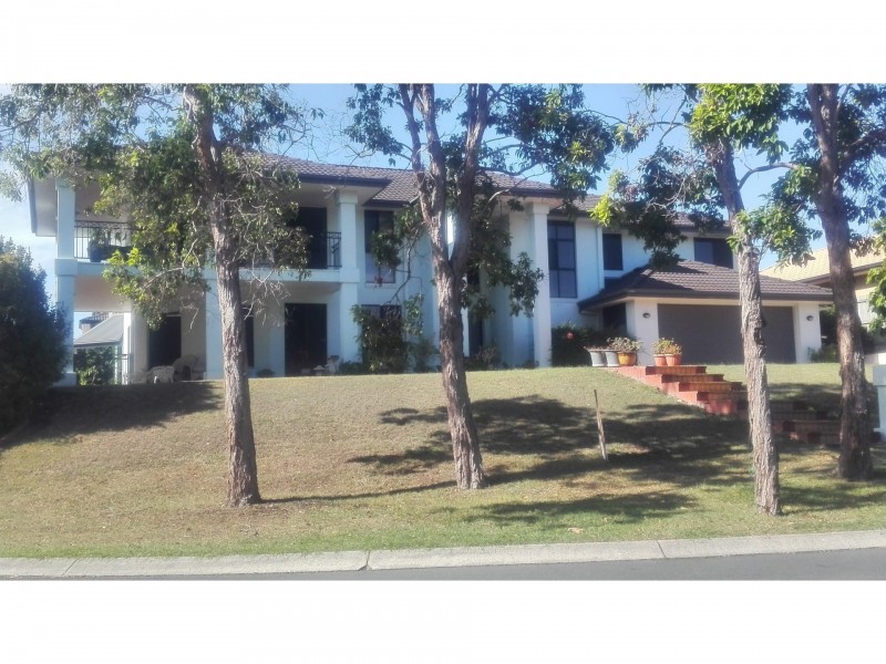 18 Lochside Drive, North Lakes QLD 4509