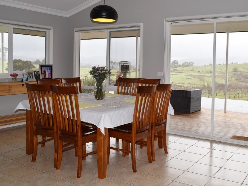 140 Gaaschs Road, Harcourt VIC 3453