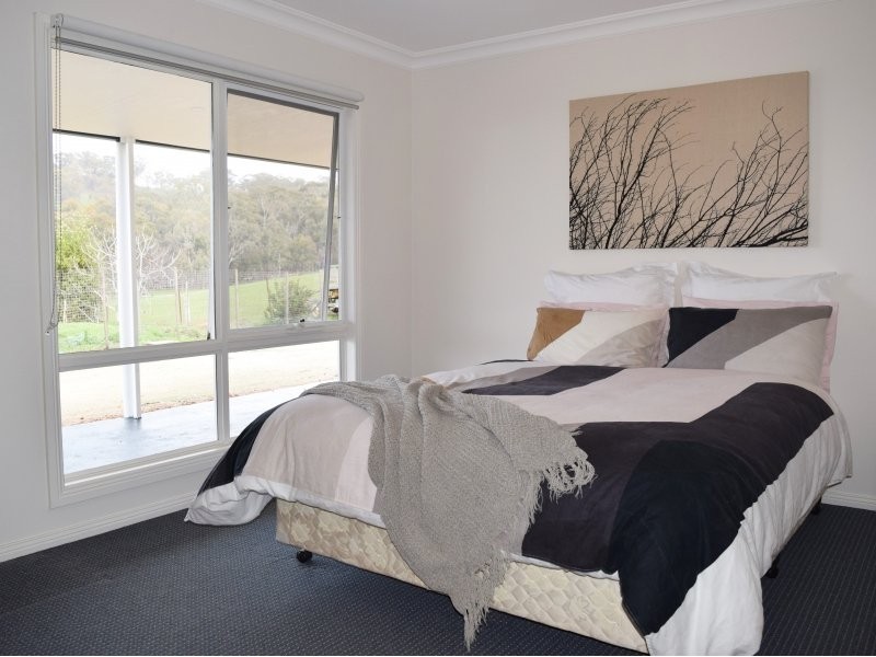 140 Gaaschs Road, Harcourt VIC 3453