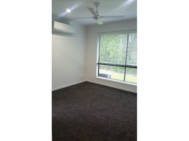 5 Hooper Court, Landsborough QLD 4550