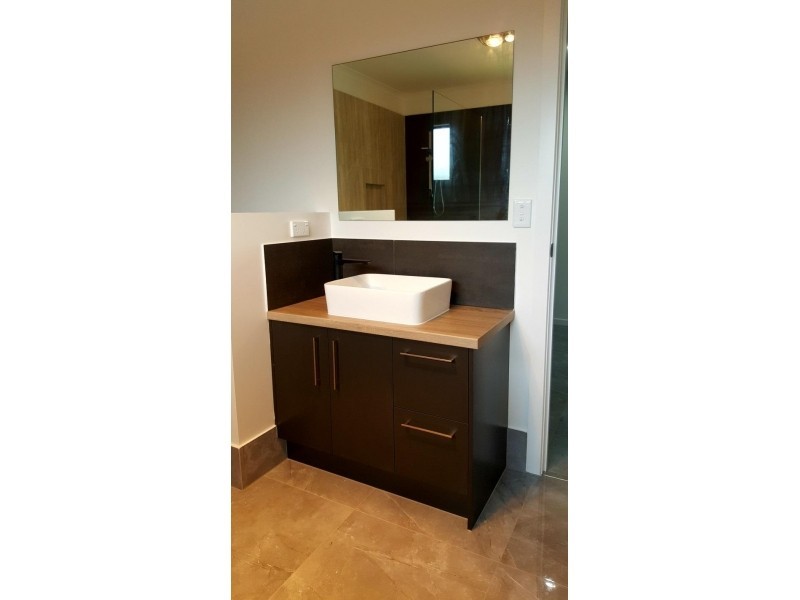 5 Hooper Court, Landsborough QLD 4550