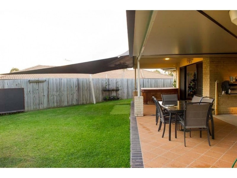 13 Daisy Place, Doolandella QLD 4077