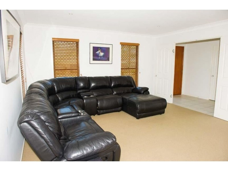 13 Daisy Place, Doolandella QLD 4077