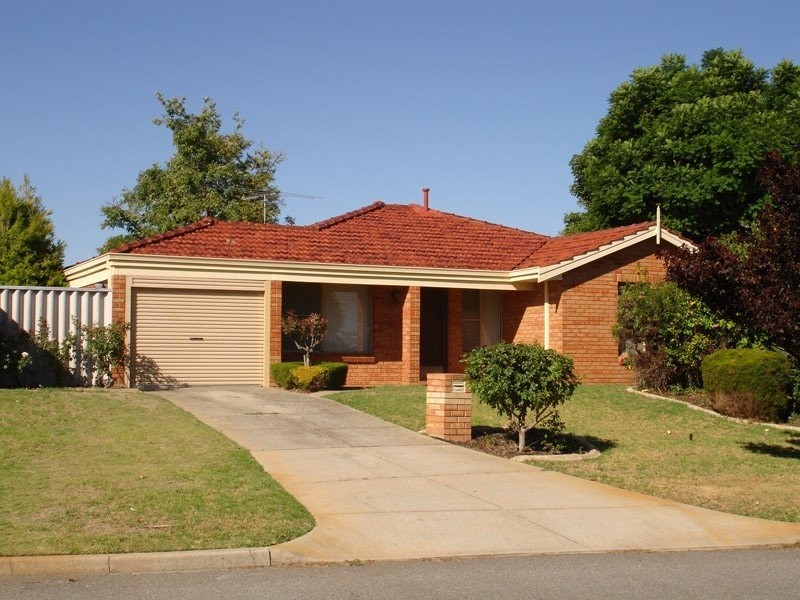 11 Tangerine Close, Seville Grove WA 6112