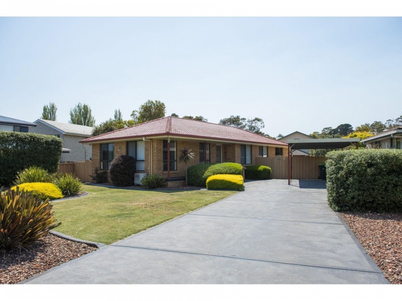 2 Wateredge Court, Lauderdale TAS 7021