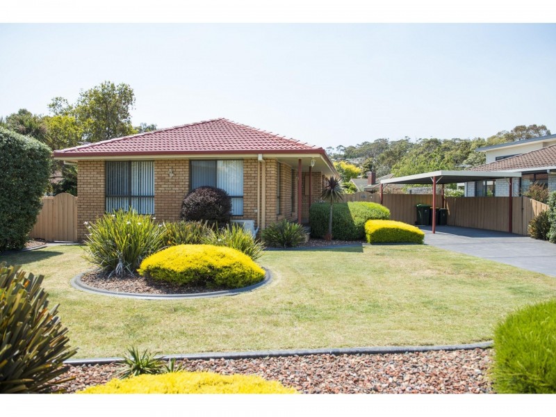 2 Wateredge Court, Lauderdale TAS 7021