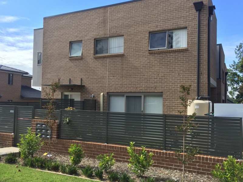 6/17 Carinya Road, Girraween NSW 2145