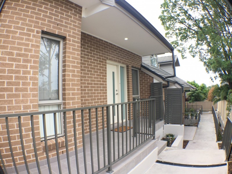 6/17 Carinya Road, Girraween NSW 2145