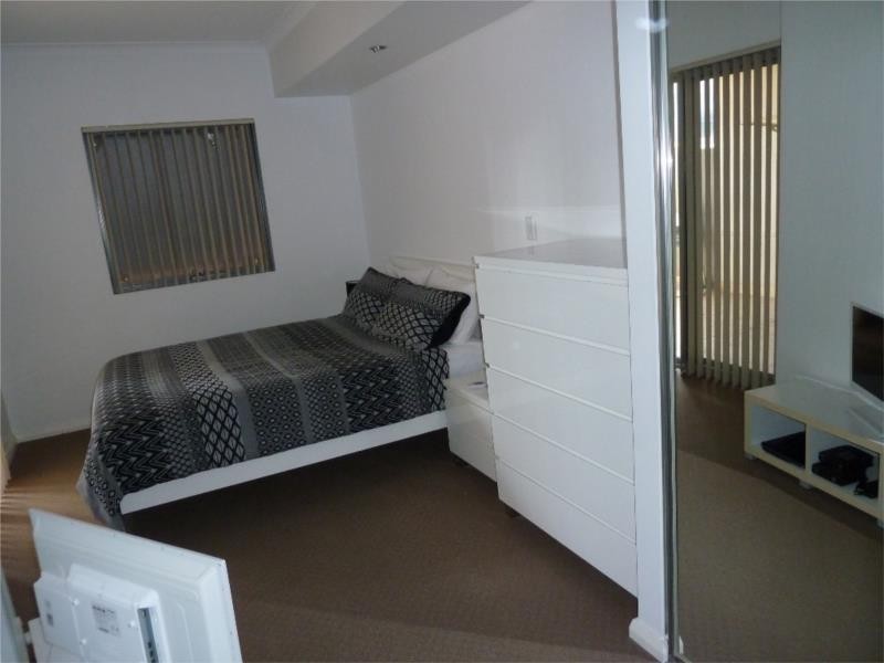 5/6 Keane Street, Midland WA 6056