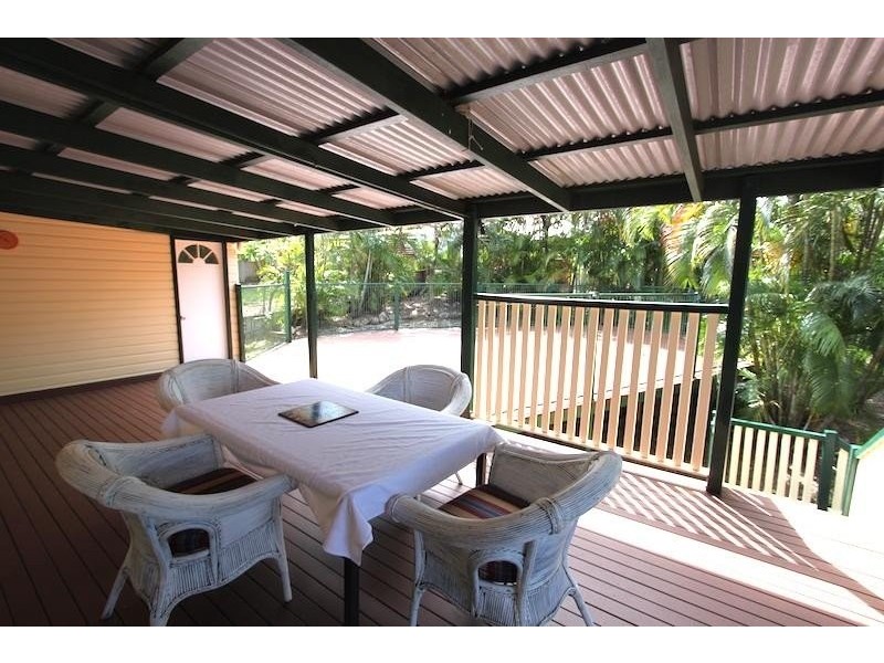 22 Hanworth Street, East Brisbane QLD 4169