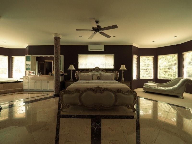 23 Bernborough Place, Bridgeman Downs QLD 4035