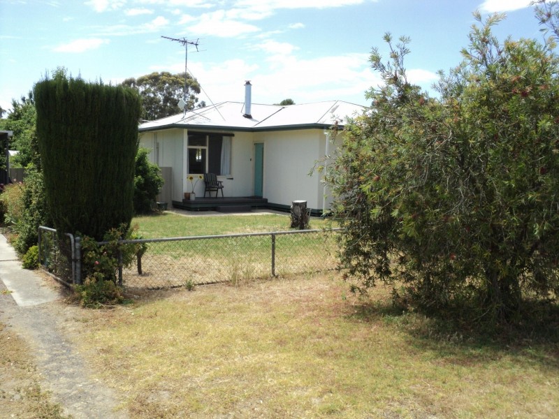 35 Peake Terrace, Coonalpyn SA 5265