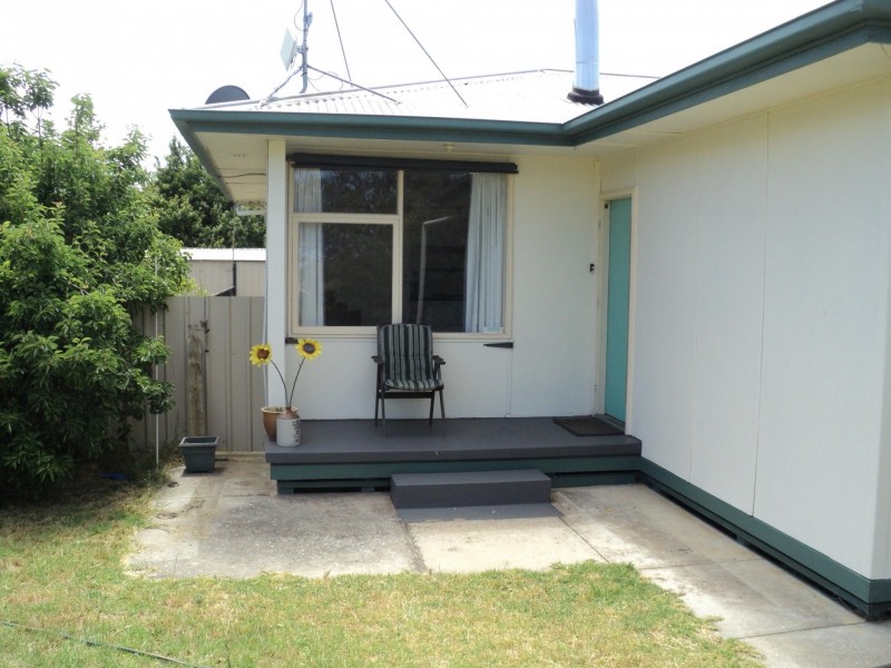 35 Peake Terrace, Coonalpyn SA 5265