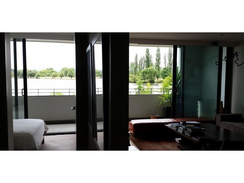 8/17 Trevillian Quay, Kingston ACT 2604