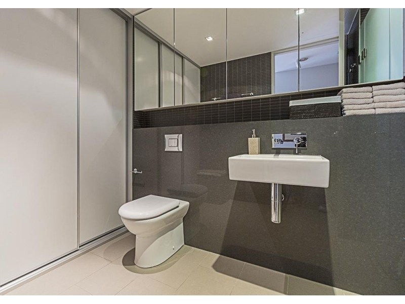 8/17 Trevillian Quay, Kingston ACT 2604