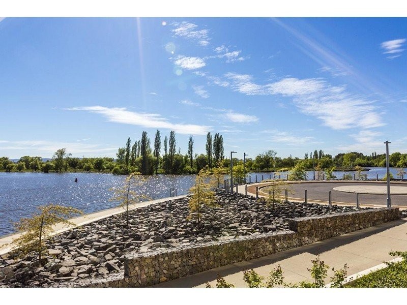8/17 Trevillian Quay, Kingston ACT 2604