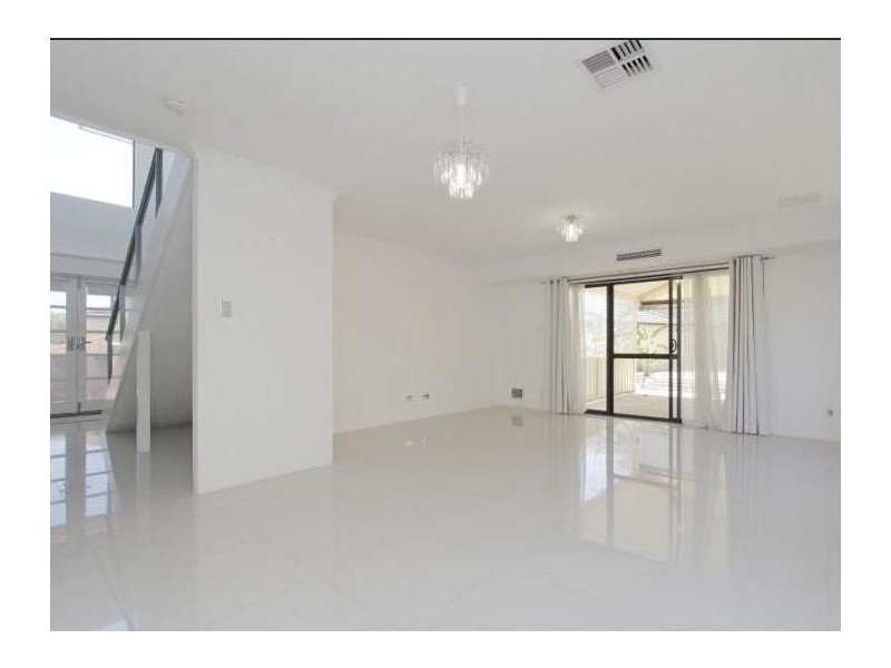 24 Jackson Circuit, Madeley WA 6065