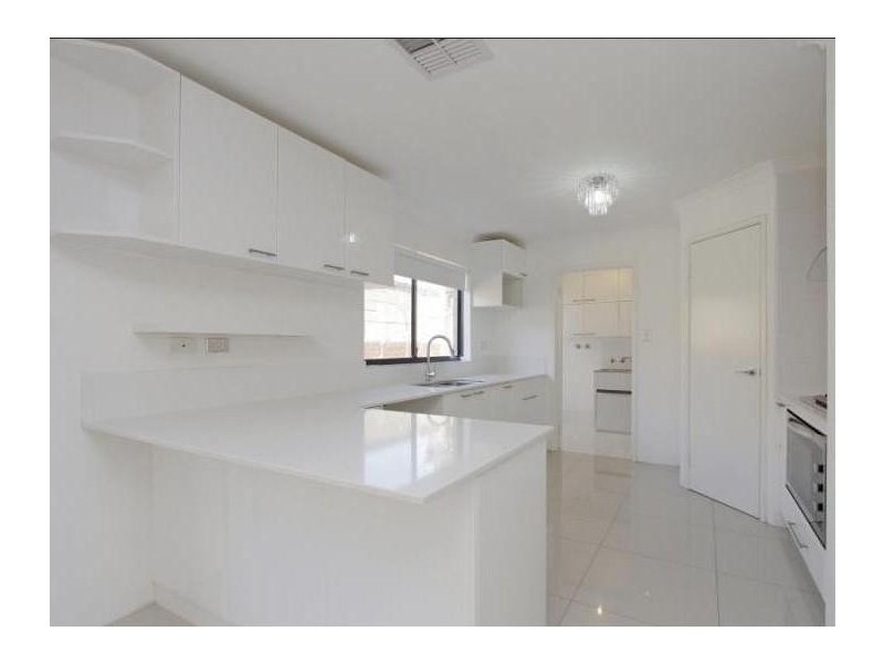 24 Jackson Circuit, Madeley WA 6065