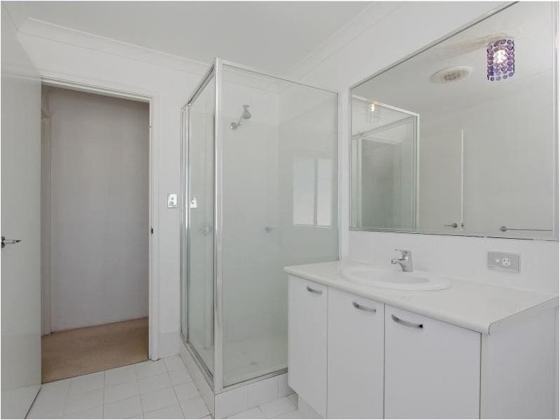 24 Jackson Circuit, Madeley WA 6065