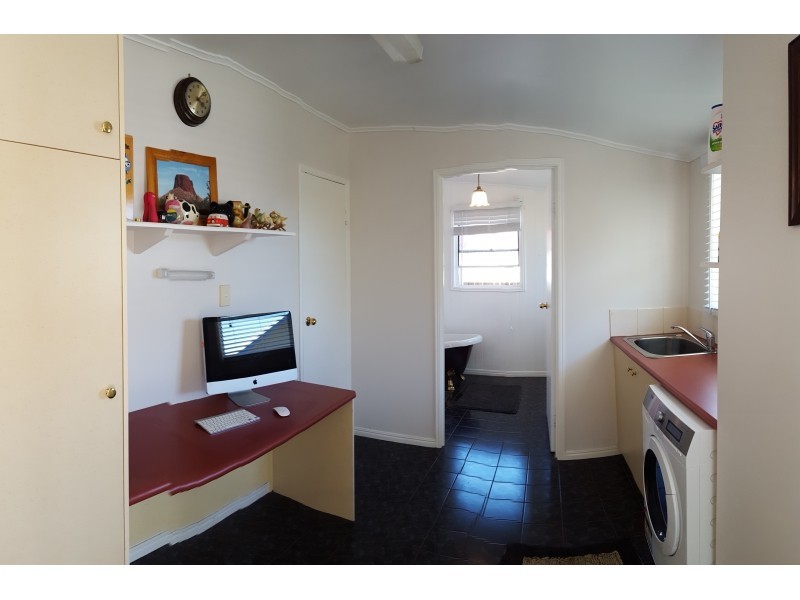 9 Kenneth Street, North Toowoomba QLD 4350