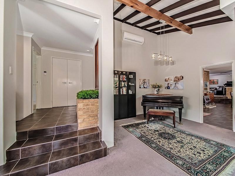 45 Outlook Drive, Edgewater WA 6027