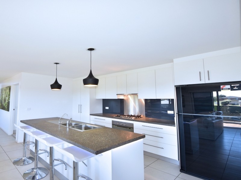 47 Glen Mia Drive, Bega NSW 2550