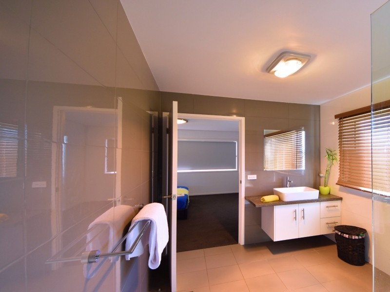 47 Glen Mia Drive, Bega NSW 2550