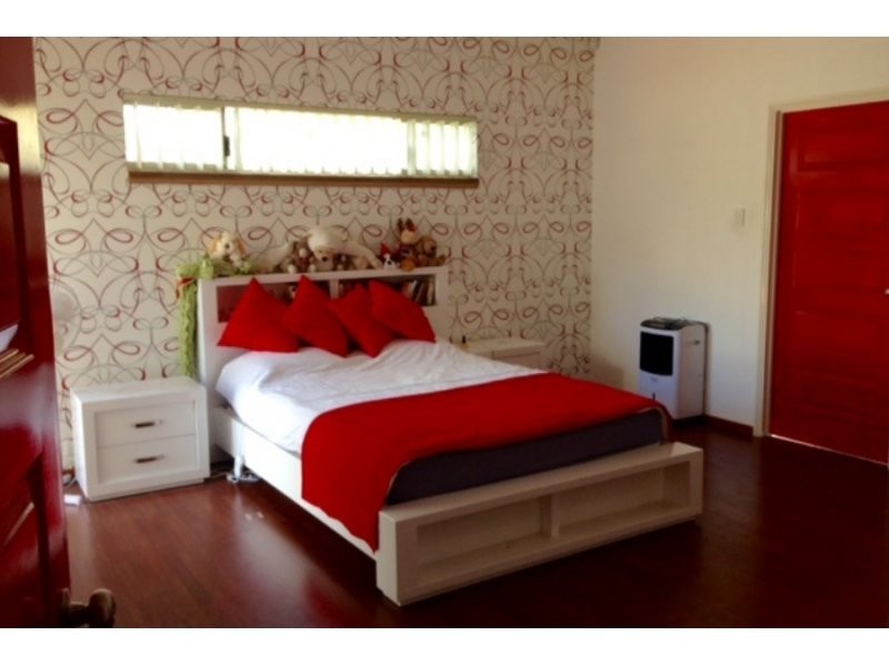 7 Bernice Way, Thornlie WA 6108