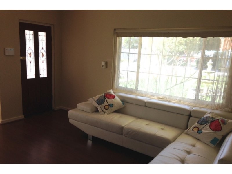 7 Bernice Way, Thornlie WA 6108