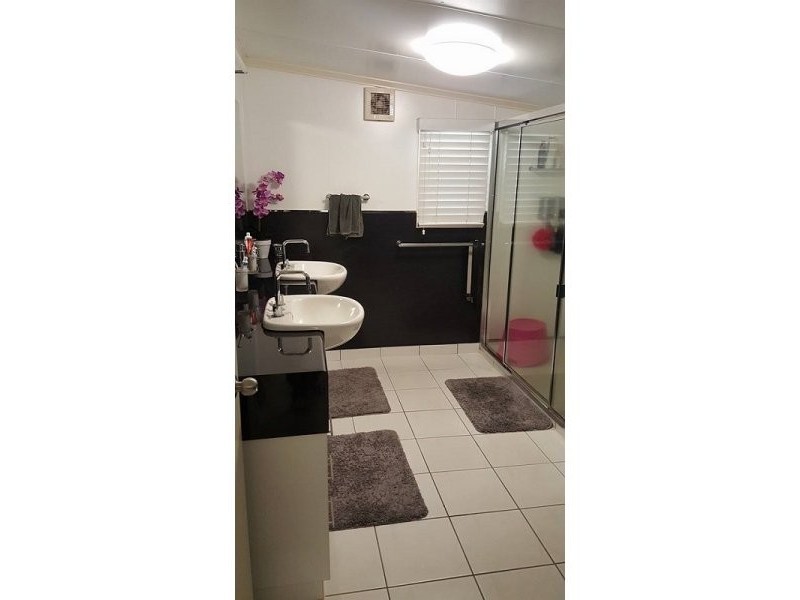 5 Sydney Street, Ayr QLD 4807