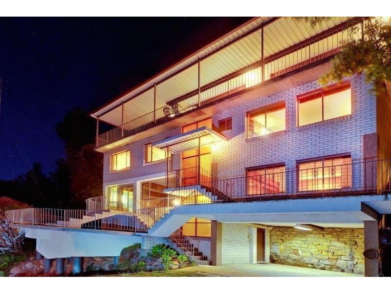 1166 BARRENJOEY ROAD, Palm Beach NSW 2108