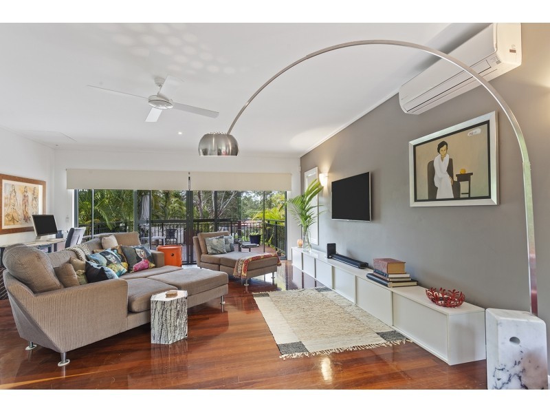 27 Boronia Drive, Southport QLD 4215