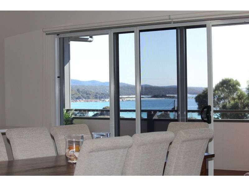 2 King Street, Binalong Bay TAS 7216